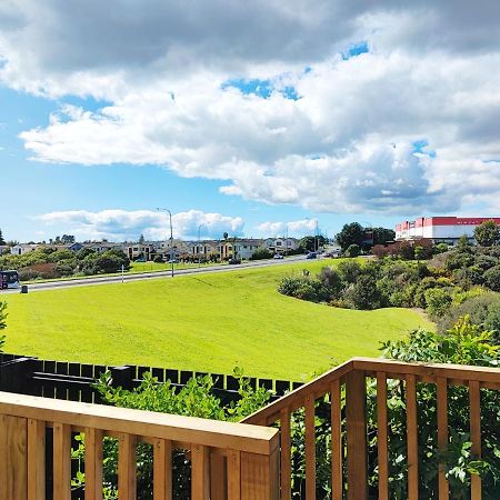 Stunning Townhouse - Walking To Botany Shopping Center Auckland Exterior foto