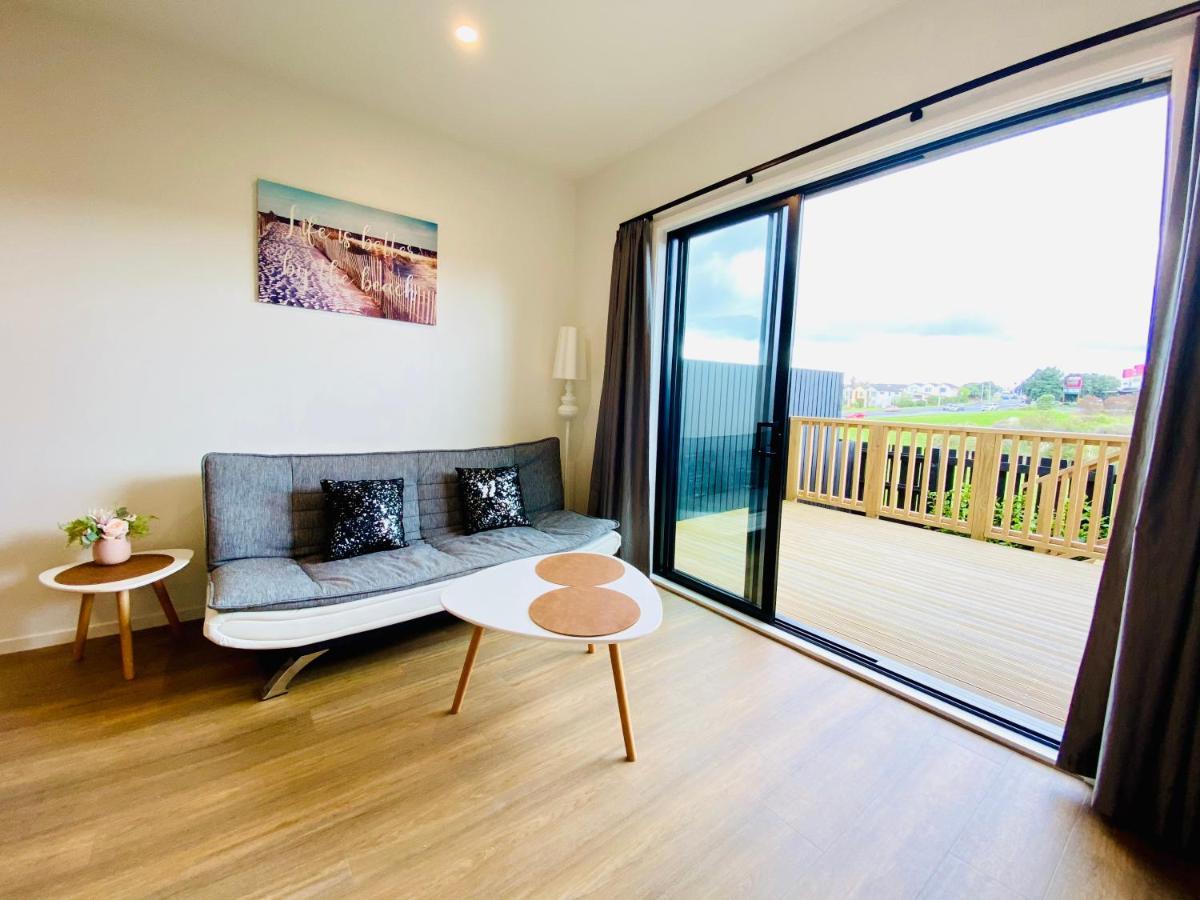Stunning Townhouse - Walking To Botany Shopping Center Auckland Exterior foto