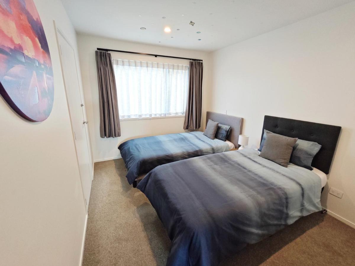 Stunning Townhouse - Walking To Botany Shopping Center Auckland Exterior foto